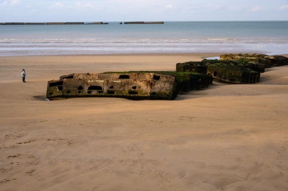 Omaha Beach.jpg